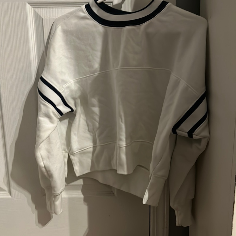 Fits + Eddie cropped sweater